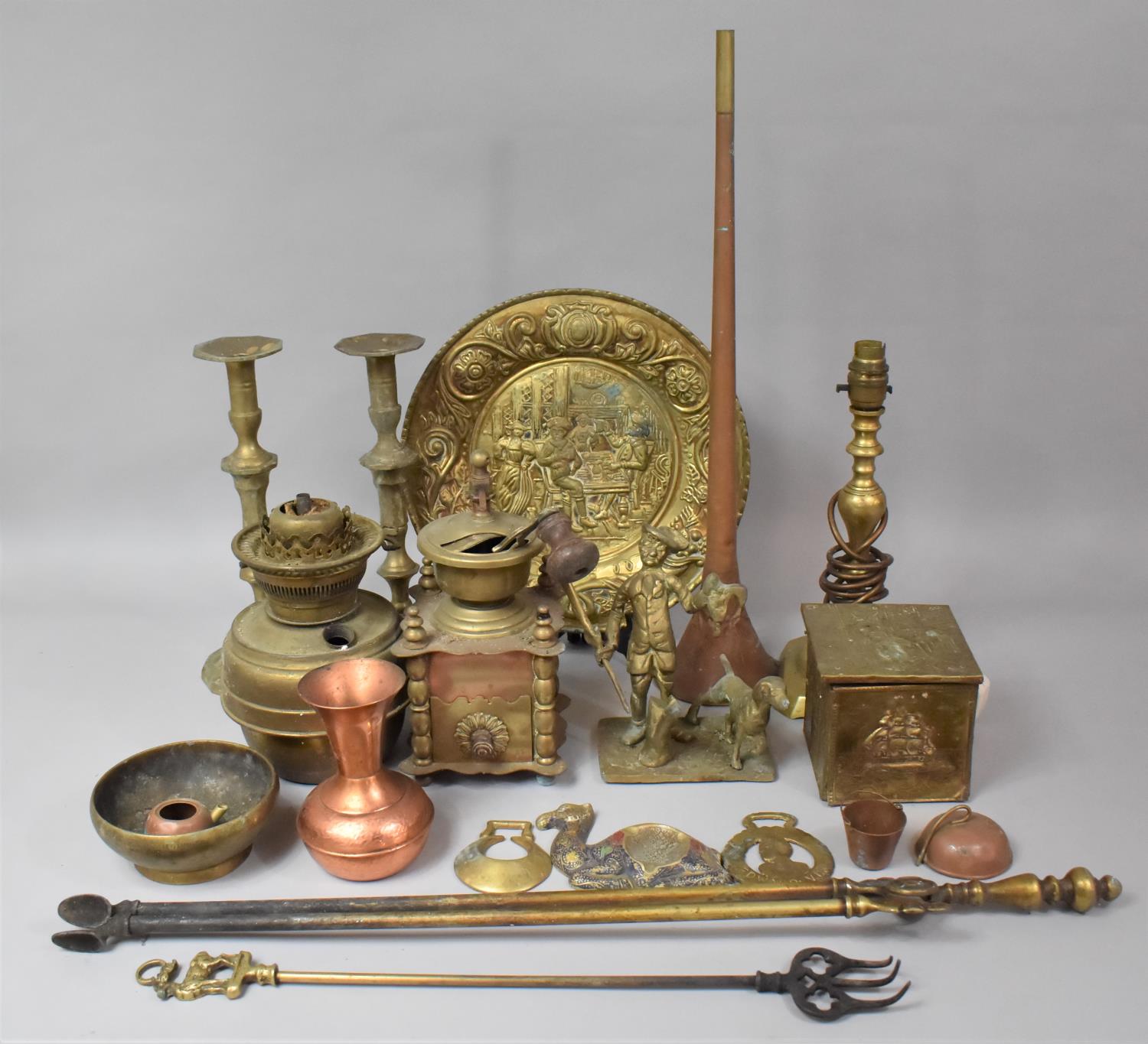 A Collection of Various Metalwares to comprise Brass Pressed Charger, Candlestick, Coffee Grinder (