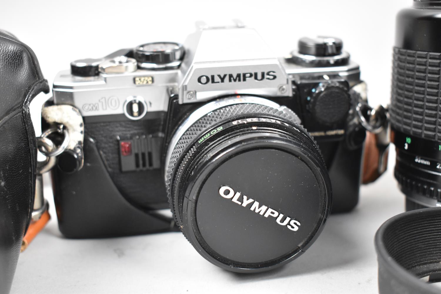 An Olympus OM10 35mm Camera Complete with Sigma Zoom Lens, Carrying Bag - Image 2 of 4