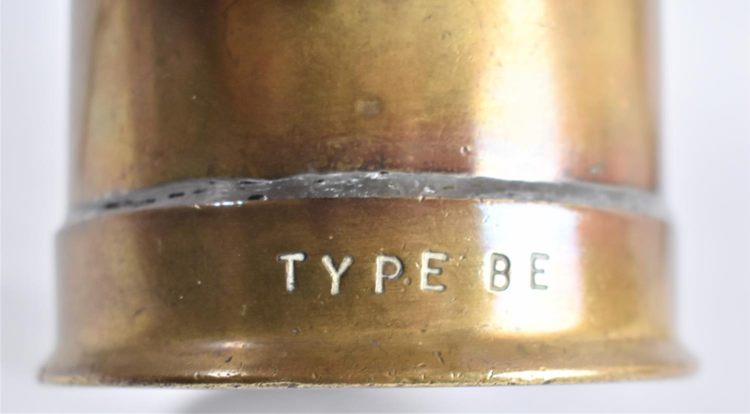 A Vintage Brass Cylindrical Inspection Lamp, by Ceag of Barnsley, Type BE, 22cm high - Image 4 of 4