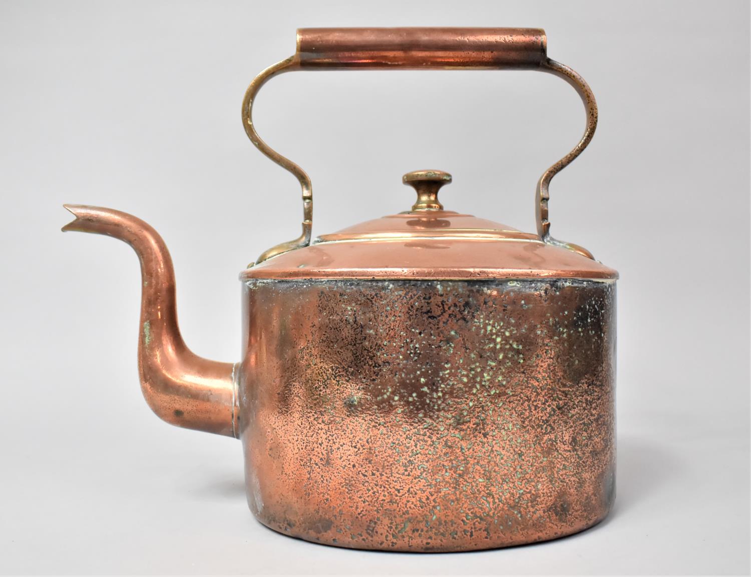 A Late 19th Century Copper Kettle, 28cm high