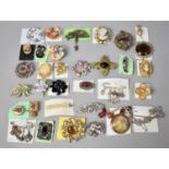 A Small Collection of Costume Jewellery, Mainly Brooches