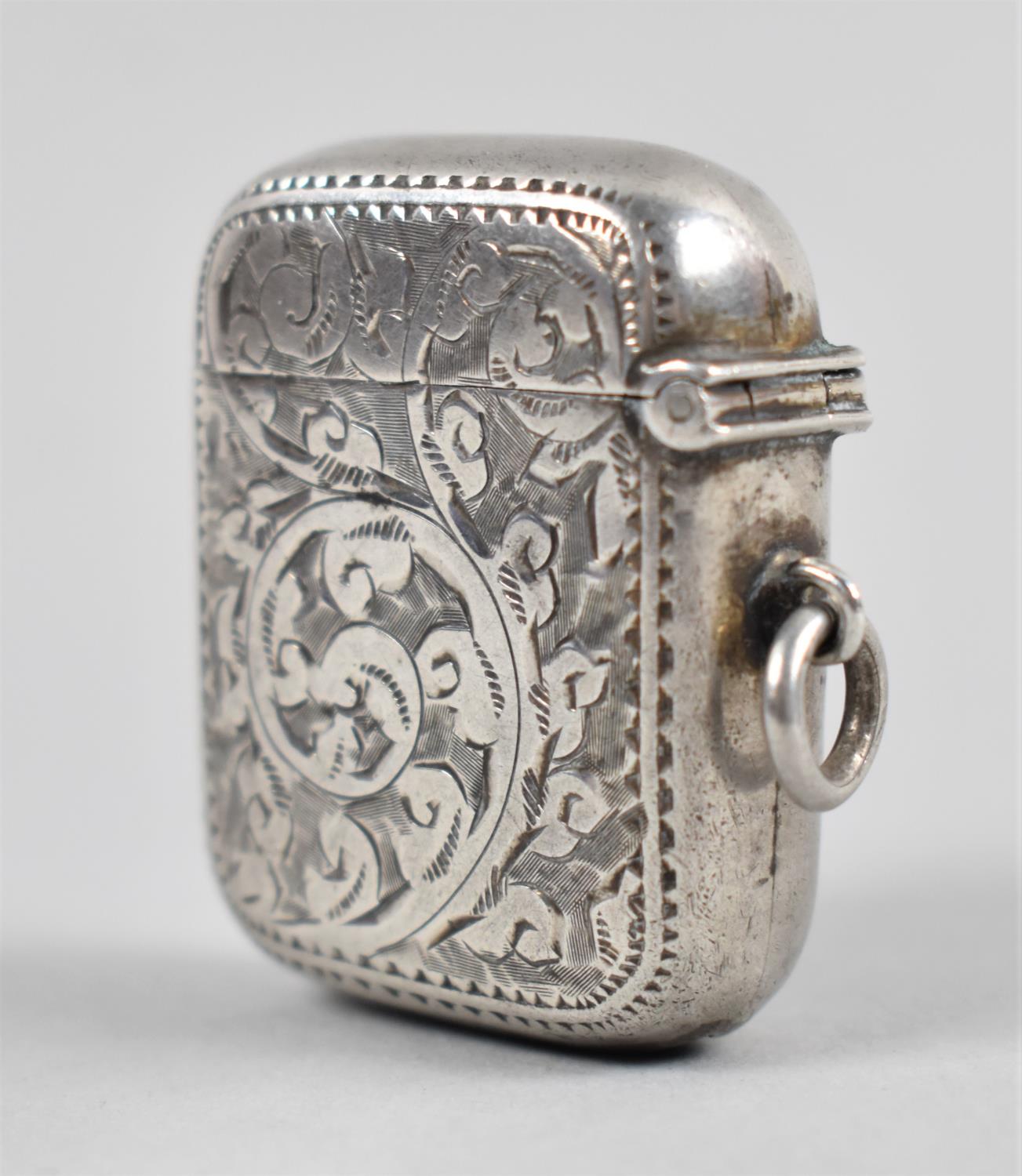 A Small Silver Vesta, Monogrammed CE, 4cm high - Bild 3 aus 5