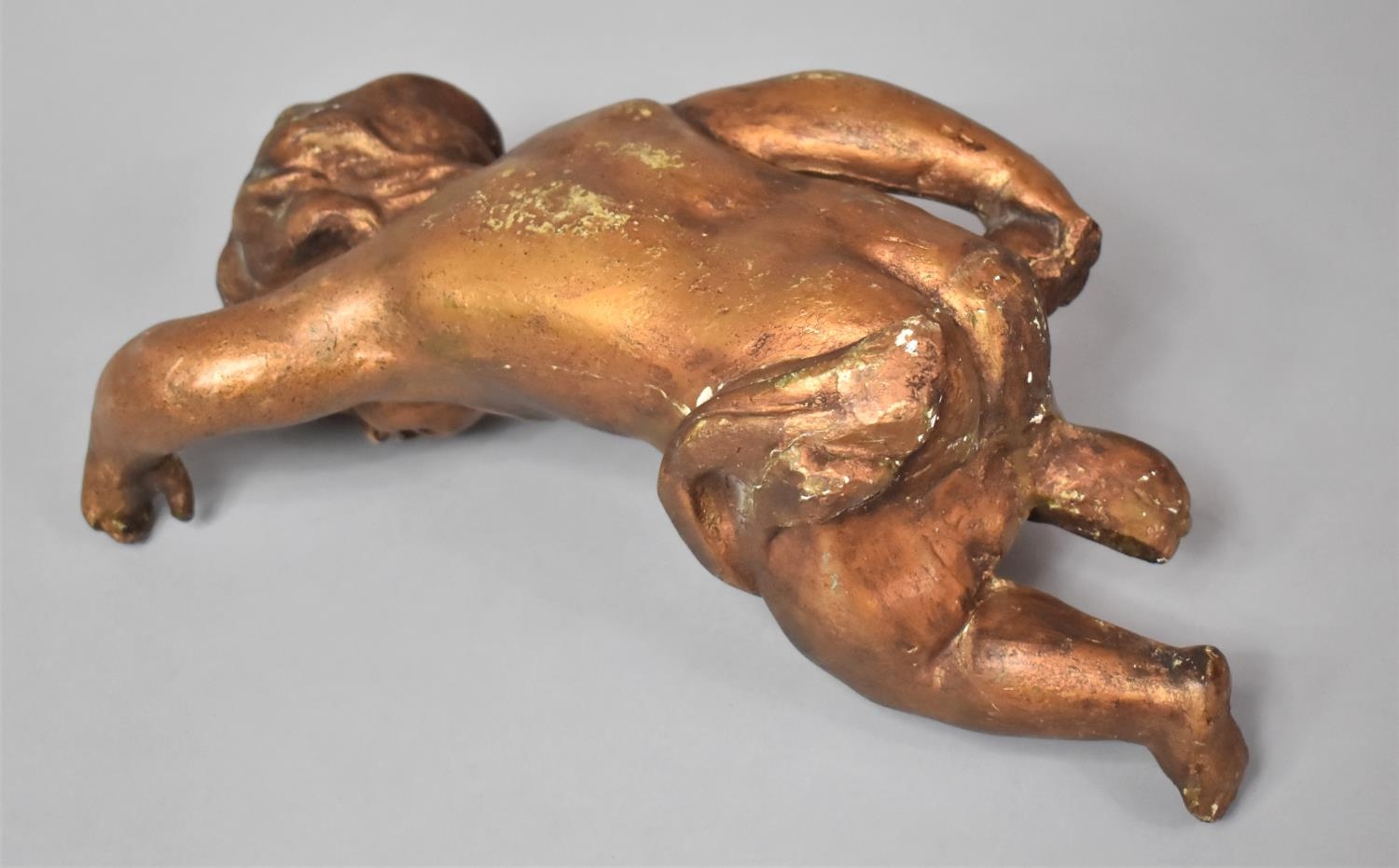 An Early 20th Century Continental Putti, Gilded Cast Composition Material. 12cm x 15cm x 30cm. AF - Image 4 of 7