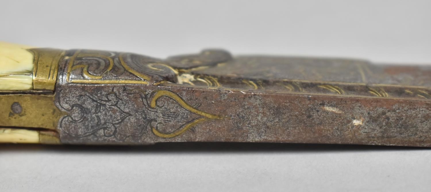 A Ceylonese Piha Kaetta Pistol Grip Dagger with Fullered Steel Blade and with Engraved and Gilt - Image 7 of 12