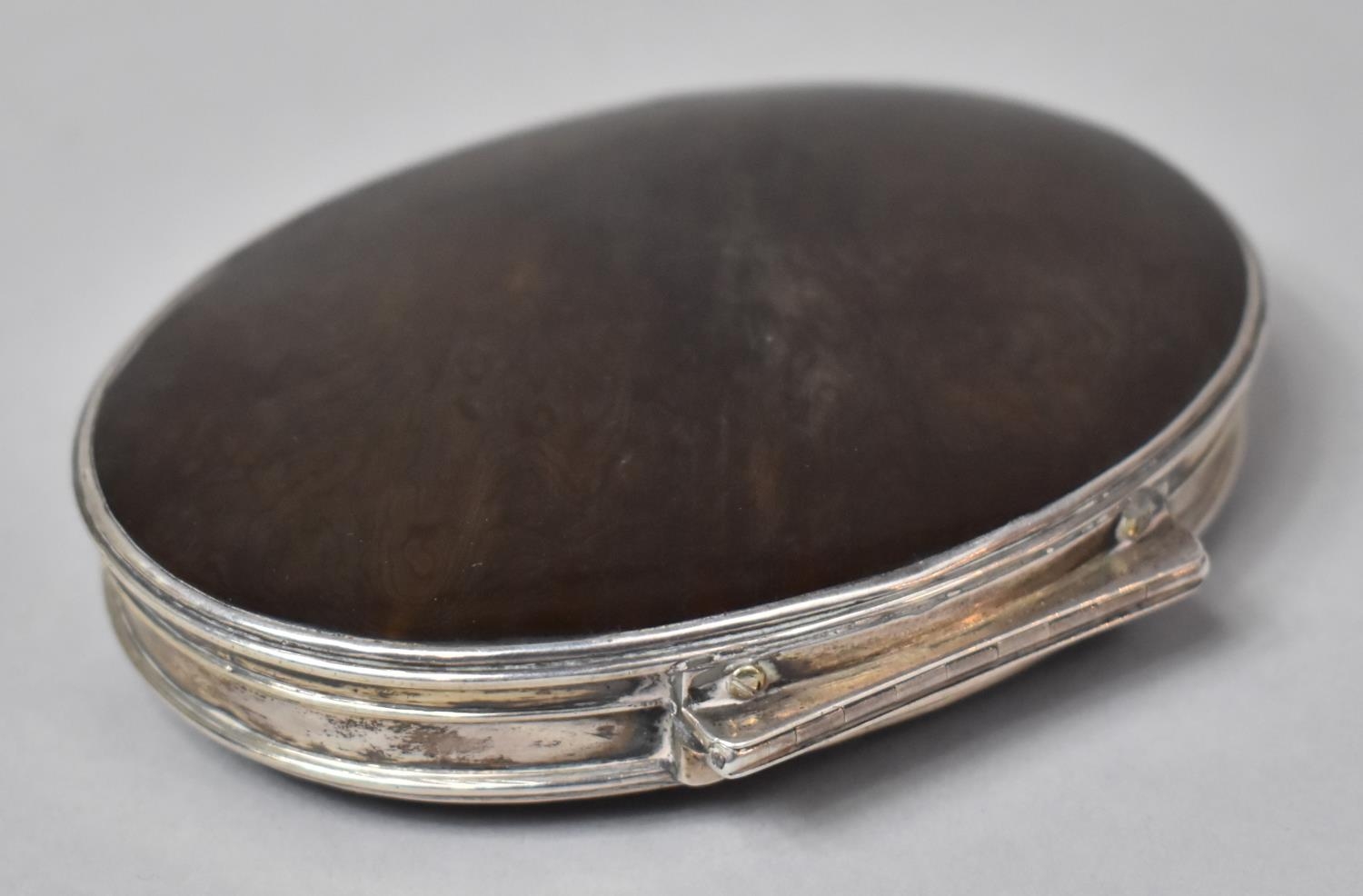 An 18th Century Tortoiseshell and Un-Marked Silver Oval Snuff - Image 2 of 3