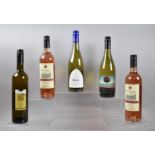 A Collection of Five Bottles of Mixed Wine to Include Sauvignon Blanc, Shiraz, Cabernet Sauvignon