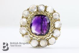 Victorian Yellow Gold Moonstone and Amethyst Brooch