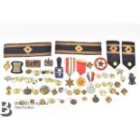 Cap Badges, Medallions, Pips and Brass Buttons