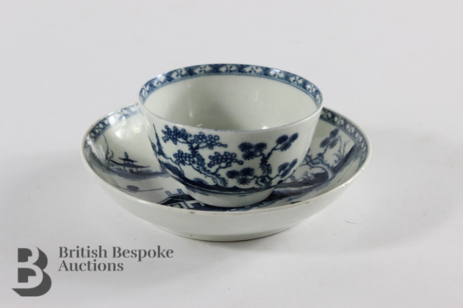 Dr Wall, or first period Worcester Blue and White Tea Bowl and Saucer - Image 15 of 15