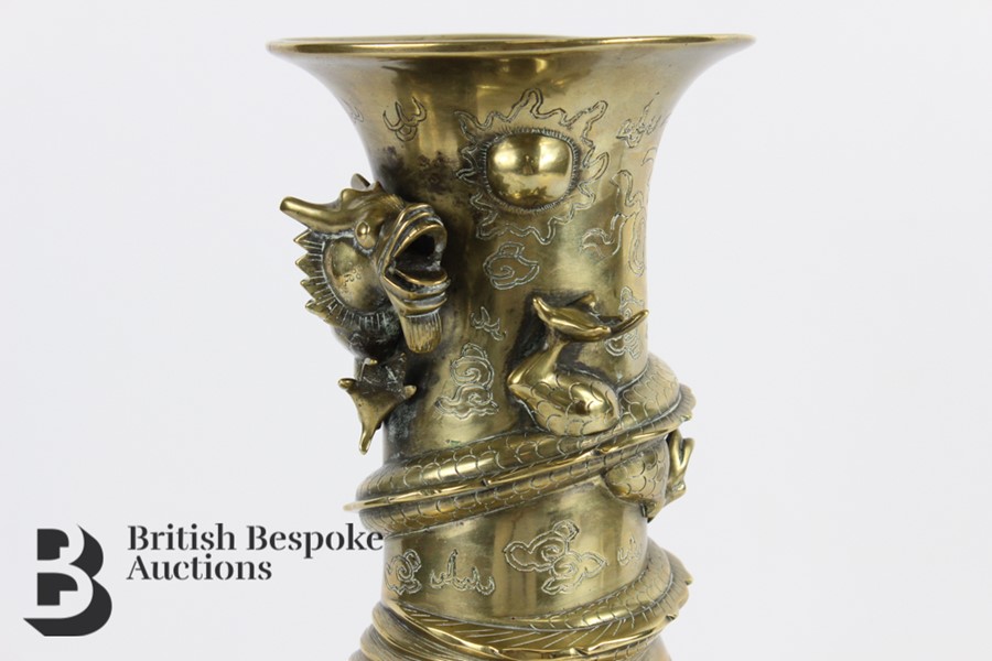 Early 20th Century Polished Bronze Chinese Export Dragon Vase - Image 4 of 11