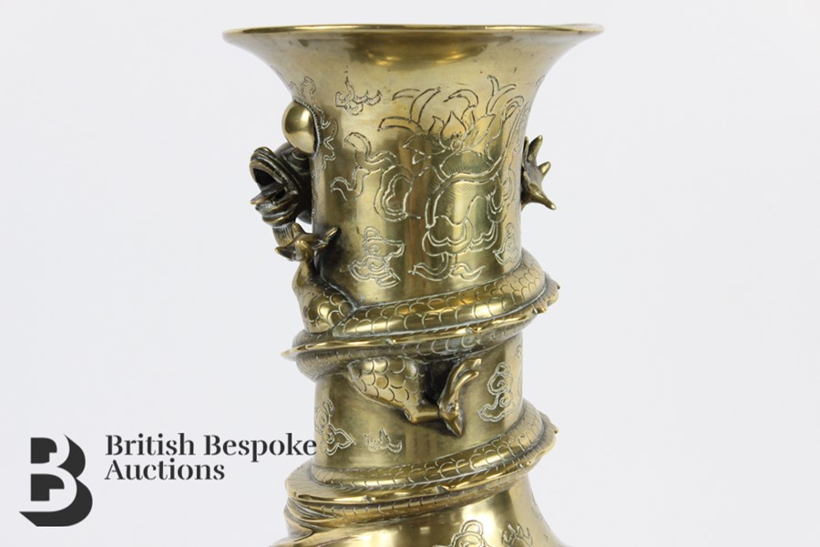 Early 20th Century Polished Bronze Chinese Export Dragon Vase - Image 5 of 11