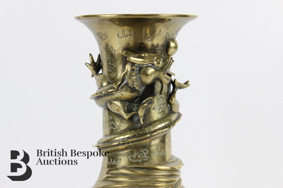 Early 20th Century Polished Bronze Chinese Export Dragon Vase - Image 3 of 11