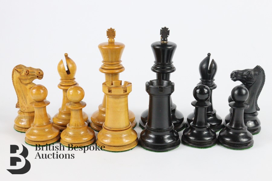 Staunton Chess Set - Image 10 of 15