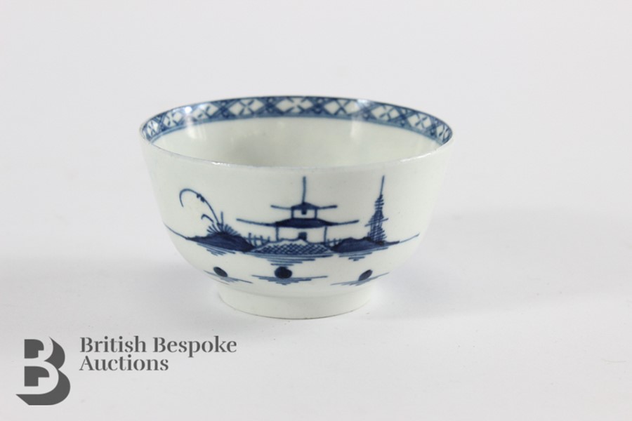 Dr Wall, or first period Worcester Blue and White Tea Bowl and Saucer - Image 11 of 15