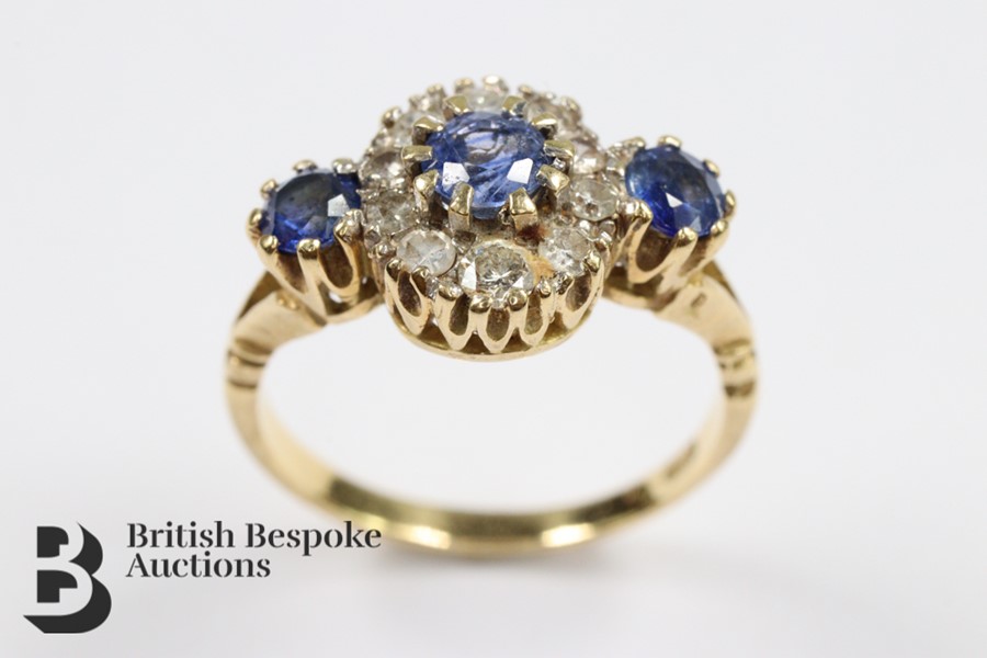 18ct Yellow Gold Cornflower Blue Sapphire and Diamond Ring - Image 4 of 6