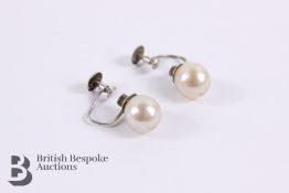 Part Pearl Necklace and Pearl Earrings