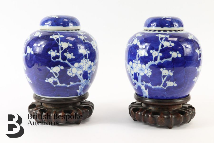 Pair of Late 19th Century Ginger Jars and Covers - Image 3 of 3