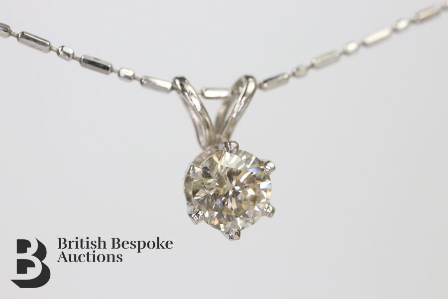 18ct White Gold Diamond Pendant - Image 3 of 3