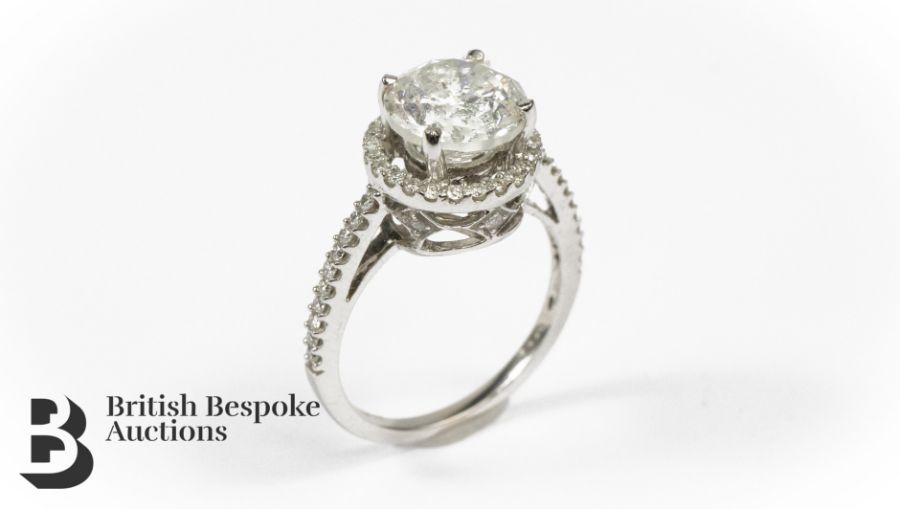 18ct White Gold Diamond Ring - Image 2 of 5