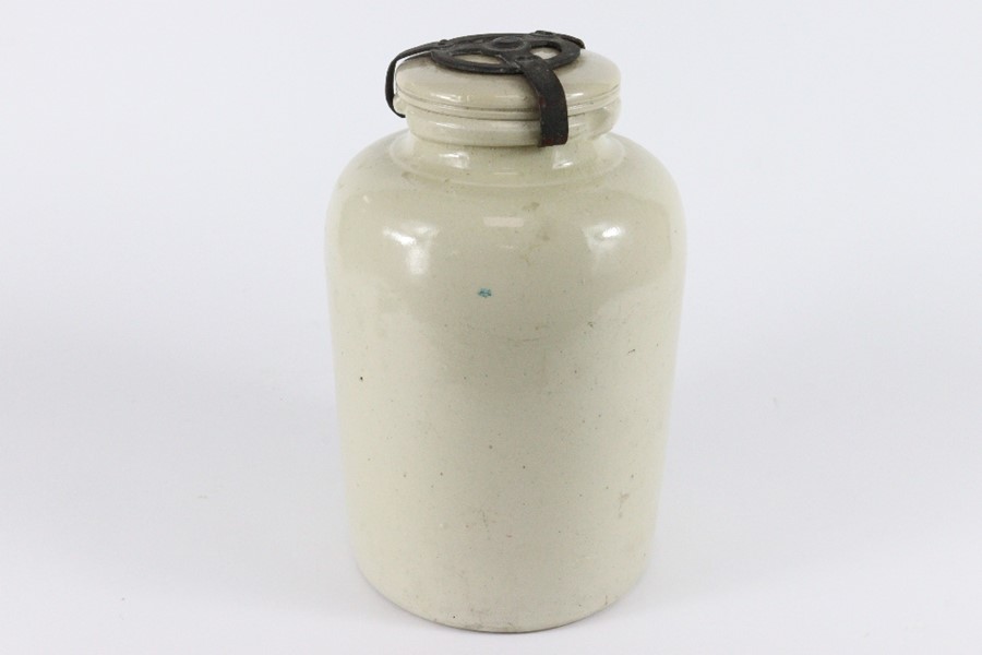 Late 19th Century Doulton Stoneware Pickle Jar - Image 3 of 4