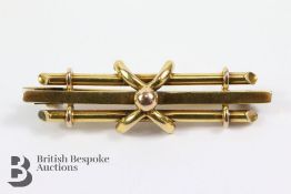 9ct Gold Solitaire Diamond Bar Brooch