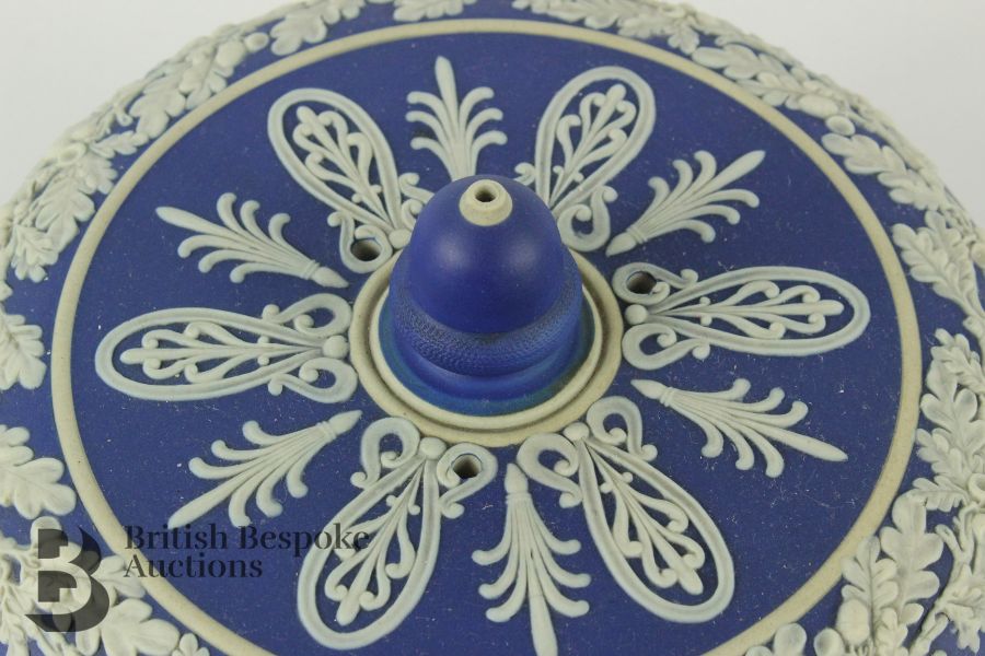 Wedgwood Porcelain Stilton Dish and Cover - Image 5 of 8