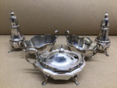 HALLMARKED SILVER FIVE PIECE CONDIMENT SET WITH CAST BORDERS TOTAL WEIGHT 270 GRAMS, EDWARDIAN