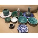 A MIXED COLLECTION OF CHINESE CERAMICS AND PORCELAIN INCLUDING, PLATEWARE AND VASES, WITH SOME
