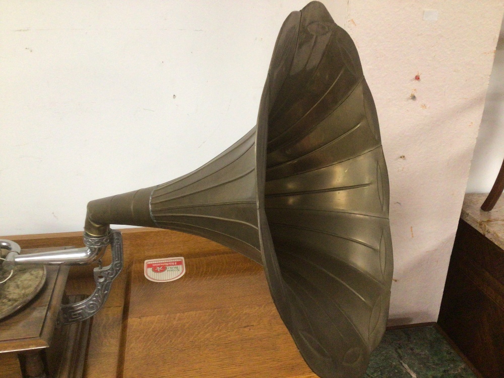 A VINTAGE HIS MASTERS VOICE REPRODUCTION GRAMOPHONE WITH RECORDS - Image 2 of 4