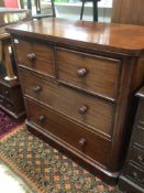 A VICTORIAN MAHOGANY TWO OVER TWO CHEST OF DRAWERS 96 X 100 X 50CM