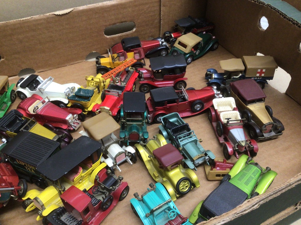 MIXED QUANTITY OF PLAY WORN DIE-CAST TOY VEHICLES MATCHBOX AND LESNEY - Image 3 of 4