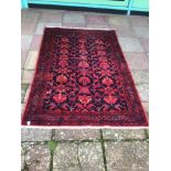 A VINTAGE TURKISH RUG/CARPET 211 X 133CM