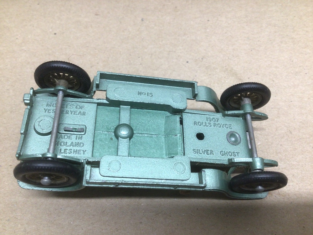 MIXED QUANTITY OF PLAY WORN DIE-CAST TOY VEHICLES MATCHBOX AND LESNEY - Image 4 of 4