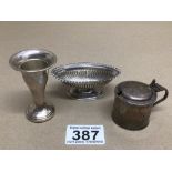 A HALLMARKED SILVER MUSTARD POT, HALLMARK SILVER VASE, AND A HALLMARK SILVER OVAL SALT, TOTAL WEIGHT