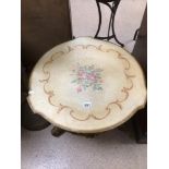 AN ORNATE CREAM PAINTED TOP OCCASIONAL TABLE 64 X 50CM
