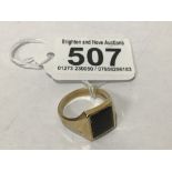 A GENTS HALLMARKED 9CT GOLD STONE SET SIGNET RING, UK P&P £15