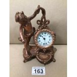 A GILDED VINTAGE SMALL MANTLE CLOCK BY THE NEWHAVEN CLOCK CO USA W/O 17CM, UK P&P £15