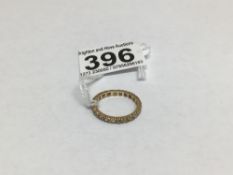 A 375 MARKED 9CT GOLD ETERNITY RING SURROUNDED WITH STONES SIZE M