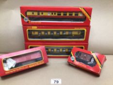 FIVE BOXED OO GAUGE CARRIAGES, UK P&P £15