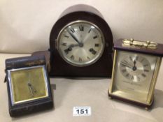THREE VINTAGE CLOCKS AN OAK MANTLE CLOCK, CARRIAGE CLOCK, AND A SMITHS TRAVEL CLOCK