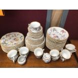 A COLLECTION OF 88 PIECES OF WEDGWOOD (DEVON ROSE) PART DINNER AND TEA SERVICE