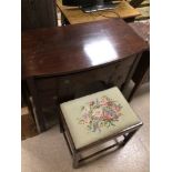 A GEORGIAN BOW FRONTED MAHOGANY DRESSING TABLE WITH TAPESTRY STOOL