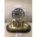 A BRASS 365 DAY MANTLE CLOCK BY KIENINGER AND OBERGFELL GERMANY UNDER GLASS DOME 23CM