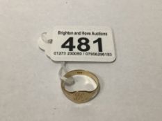 A VINTAGE 9CT GOLD SIGNET RING, INITIALS J.E, UK P&P £15