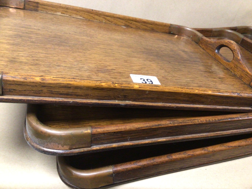 A GRADUATE SET OF VINTAGE OAK AND COPPER TRAYS, UK P&P £20 - Image 3 of 3