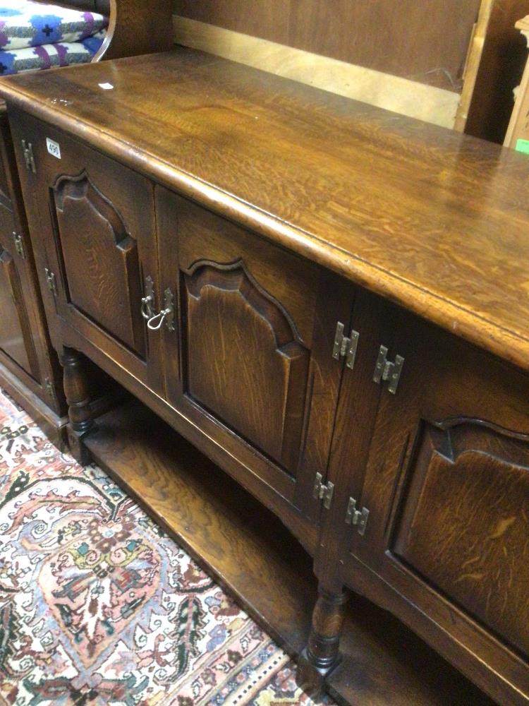 A LARGE COUNTRY SIDEBOARD - Image 3 of 4