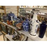A LARGE VINTAGE COLLECTION OF ORIENTAL CERAMICS AND POTTERY WITH SOME CONTAINING CHARACTER MARKS
