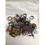 A LARGE BOX OF COSTUME JEWELLERY AND COLLECTABLES