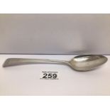 A GEORGE II HALLMARKED SILVER TABLESPOON BY PETER, ANN AND WILLIAM BATEMAN 60 GRAMS