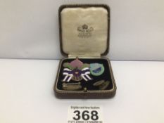 MIXED VINTAGE ENAMEL BADGES WITH VINTAGE LEATHER JEWELLERY BOX